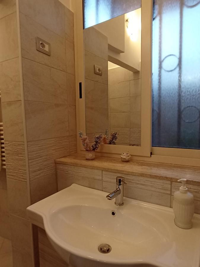 La Dimora Degli Dei Apartment บารี ภายนอก รูปภาพ