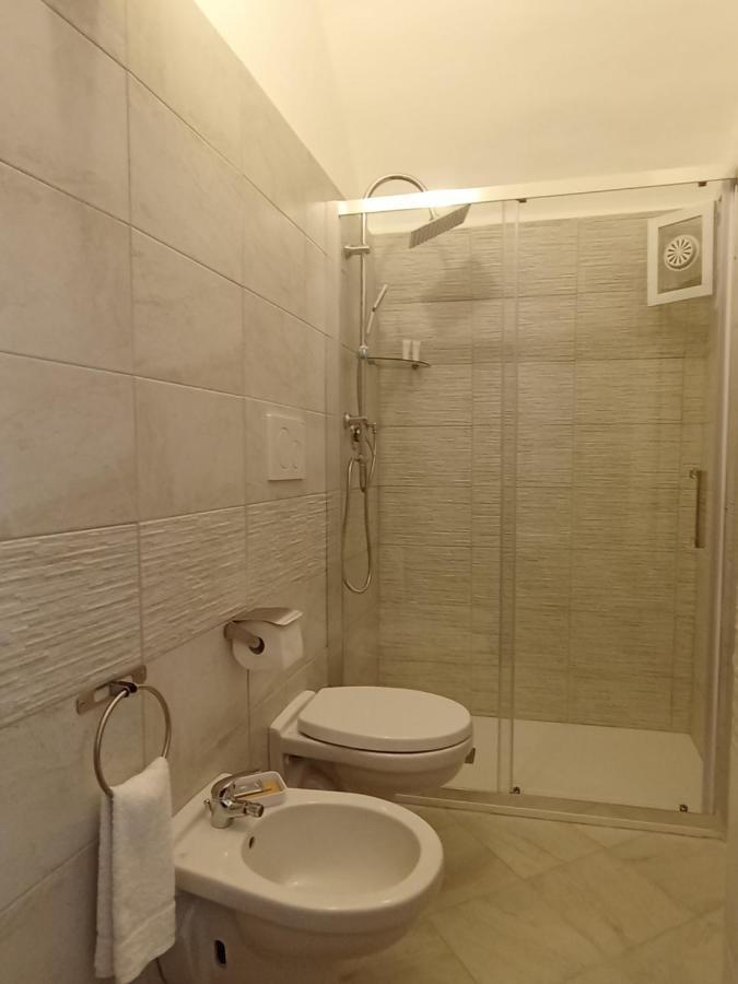 La Dimora Degli Dei Apartment บารี ภายนอก รูปภาพ